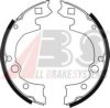 HYUNDAI 5830544A60 Brake Shoe Set